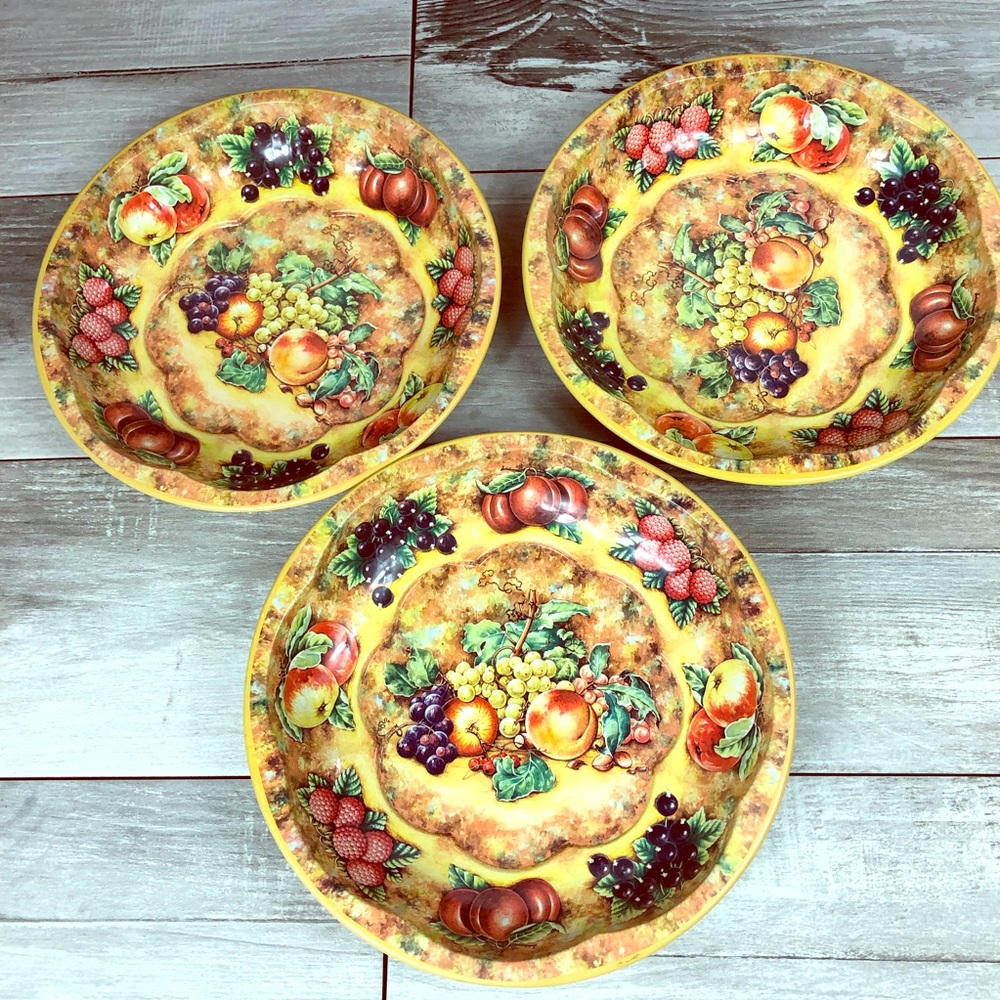 Elegant serving bowls set of three